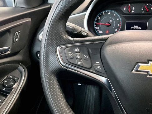 Used 2024 Chevrolet Malibu LT image 8