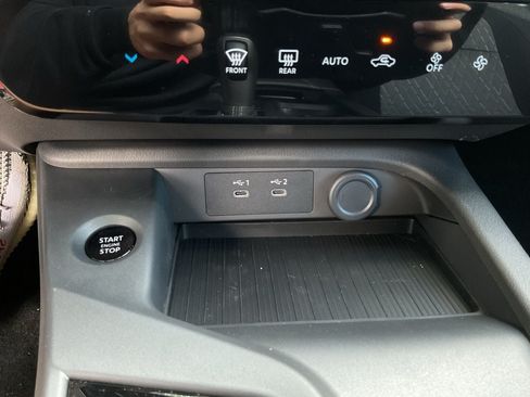 New 2026 Nissan Sentra SV w/ Floor Mat Package FWD image 22