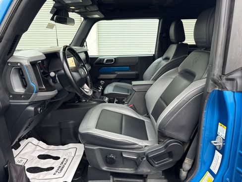 Certified 2022 Ford Bronco Black Diamond image 9