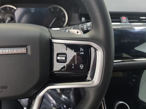 Used 2023 Land Rover Range Rover Evoque R-Dynamic SE image 18