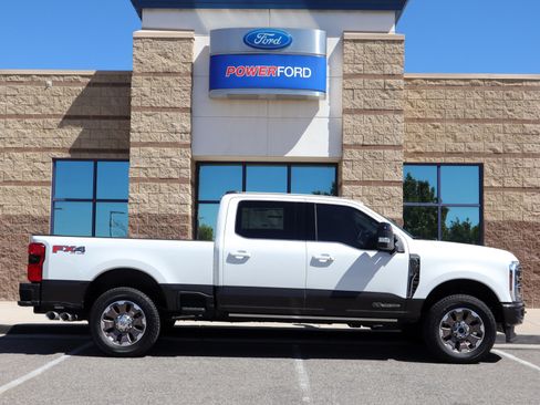 New 2025 Ford F250 King Ranch w/ FX4 Off-Road Package image 5