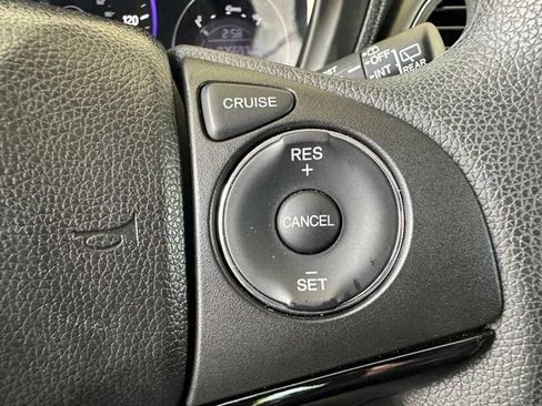 Used 2017 Honda HR-V LX image 20