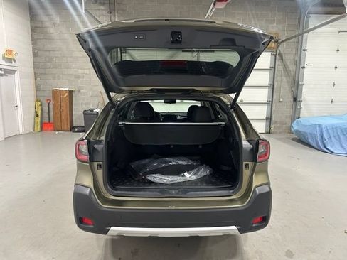 Used 2023 Subaru Outback Touring XT AWD/4WD image 22