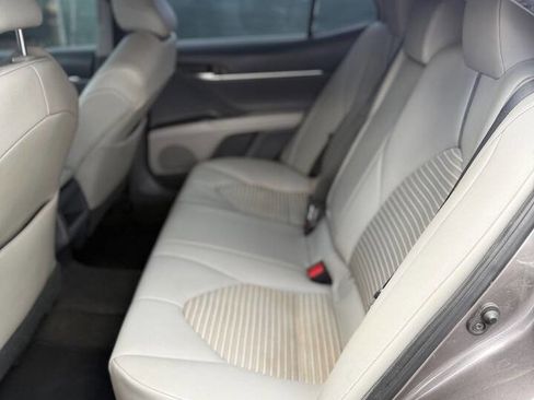 Used 2021 Toyota Camry SE w/ Convenience Package image 20