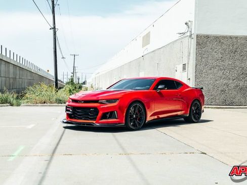 Used 2018 Chevrolet Camaro ZL1 RWD image 58