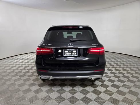 Used 2019 Mercedes-Benz GLC 300 4MATIC image 6