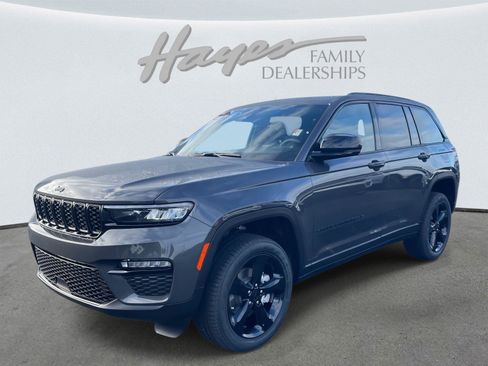 New 2025 Jeep Grand Cherokee Limited image 21
