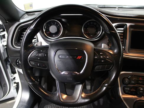 Used 2020 Dodge Challenger R/T image 22