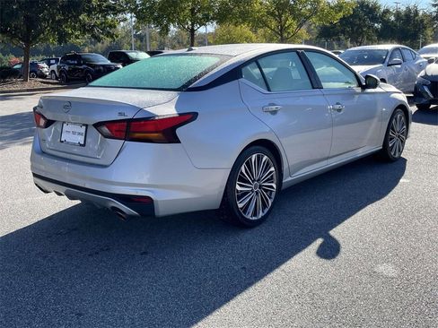 Used 2023 Nissan Altima 2.5 SL image 4