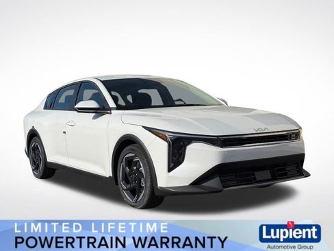 New 2025 Kia K4 GT-Line Turbo FWD image 1