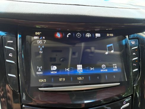 Used 2019 Cadillac Escalade Luxury RWD image 18