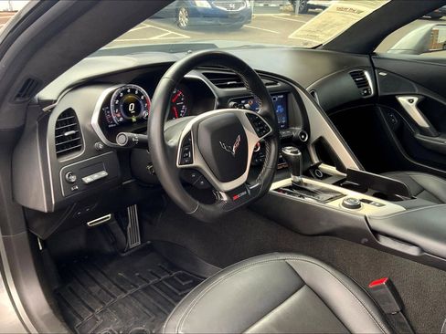 Used 2016 Chevrolet Corvette Z06 w/ 3LZ Preferred Equipment Group image 15