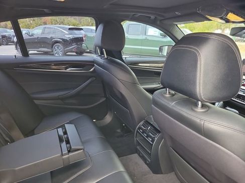 Used 2018 BMW 530i image 29