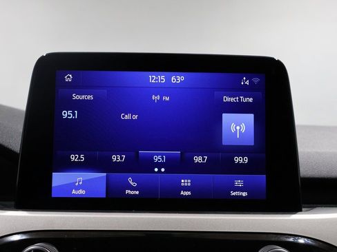 Used 2022 Ford Escape SE image 30