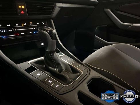 Used 2025 Volkswagen Jetta Sport image 53