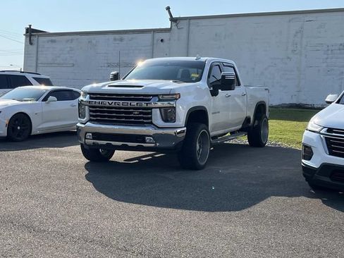 Used 2021 Chevrolet Silverado 2500 LTZ w/ LTZ Premium Package AWD/4WD image 5