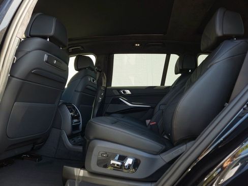 New 2026 BMW X7 xDrive40i w/ M Sport Package image 15