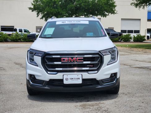 Used 2024 GMC Terrain AT4 w/ Infotainment Package II AWD/4WD image 32