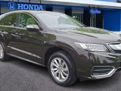 Used 2017 Acura RDX AWD w/ Technology Package image 2