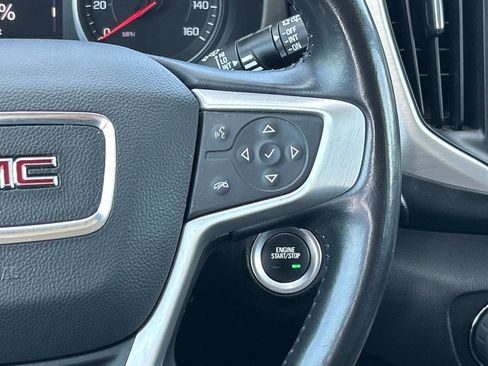 Used 2022 GMC Terrain SLT image 9