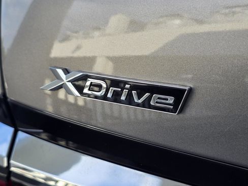 New 2025 BMW 760i xDrive image 5