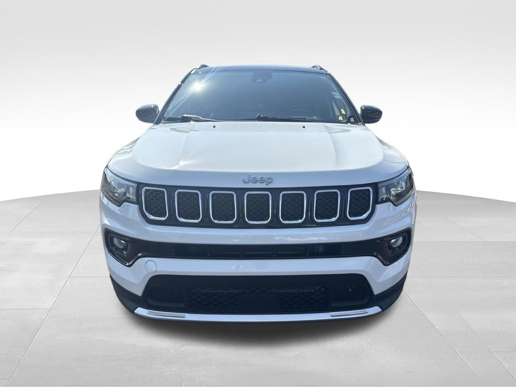 Certified 2023 Jeep Compass Limited AWD/4WD image 9