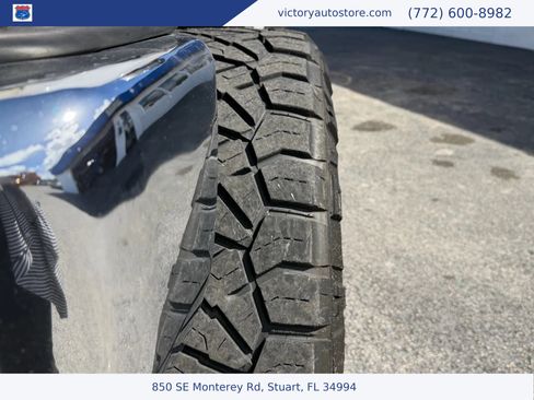 Used 2017 Ford F250 Lariat w/ Lariat Ultimate Package image 12