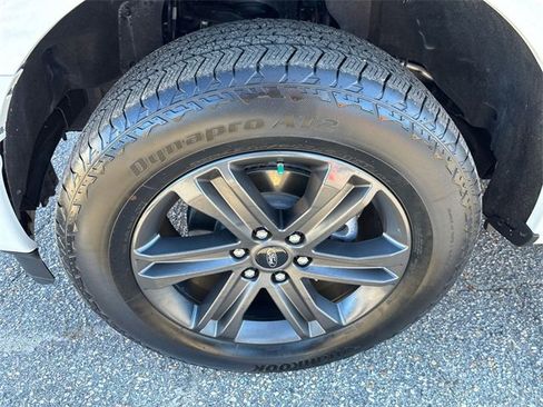 Certified 2023 Ford F150 Lariat w/ Equipment Group 502A High image 13