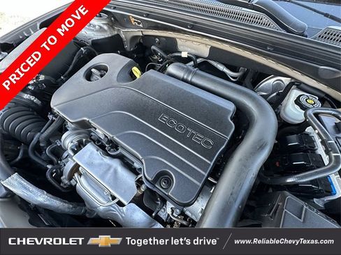Used 2022 Chevrolet Malibu LT image 29
