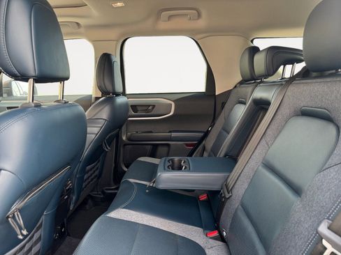Used 2021 Ford Bronco Sport Outer Banks w/ Outer Banks Package AWD/4WD image 13