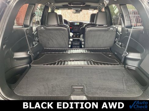Used 2022 Honda Pilot Black Edition image 16