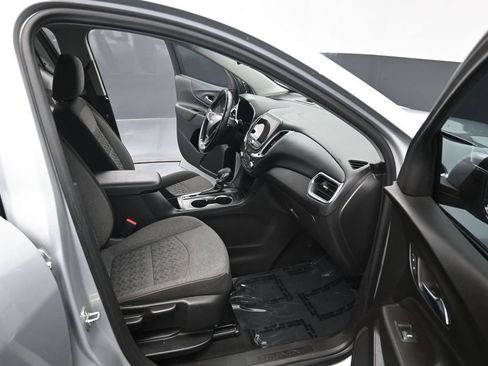 Used 2022 Chevrolet Equinox LT FWD image 35