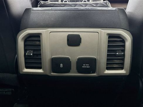Used 2017 Ford F150 Lariat RWD image 29