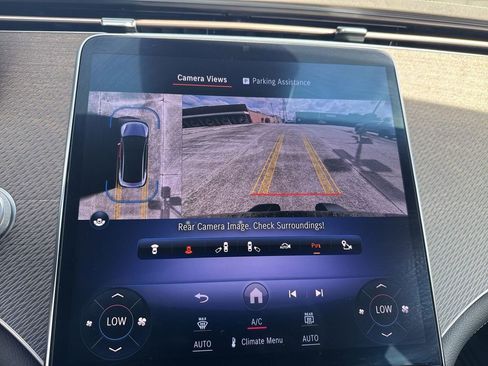 Used 2024 Mercedes-Benz EQE 350+ 4MATIC Sedan w/ Digital Light Package image 28