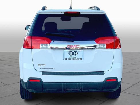 Used 2010 GMC Terrain SLT FWD image 4