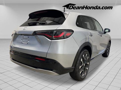 New 2026 Honda HR-V EX-L image 5