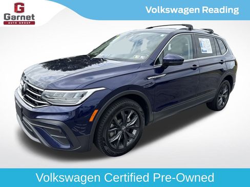 Certified 2022 Volkswagen Tiguan SE image 1