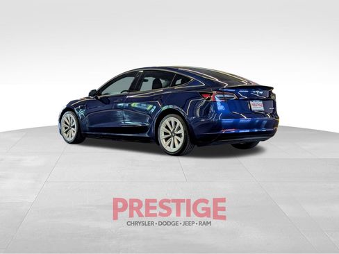 Used 2021 Tesla Model 3 Long Range AWD/4WD image 11