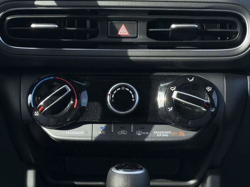 Used 2023 Hyundai Kona SEL image 20