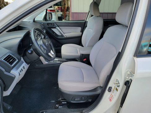 Used 2018 Subaru Forester 2.5i Premium AWD/4WD image 11