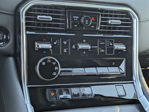 New 2026 Nissan Armada SL image 12