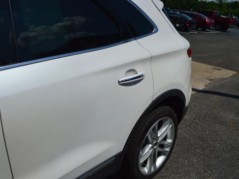 Used 2019 Lincoln MKC Reserve AWD/4WD image 4