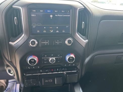 Used 2021 GMC Sierra 2500 AT4 w/ Gooseneck/5TH Wheel Package AWD/4WD image 19