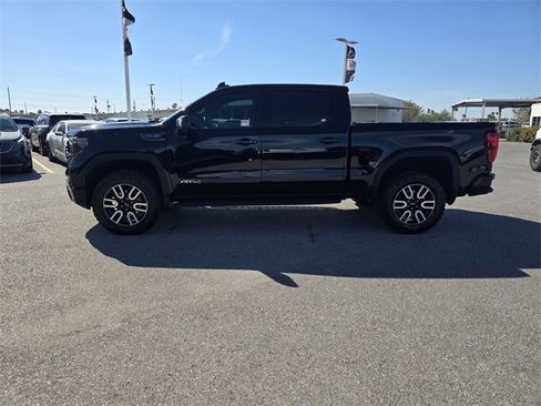 Used 2024 GMC Sierra 1500 AT4 w/ Technology Package image 8