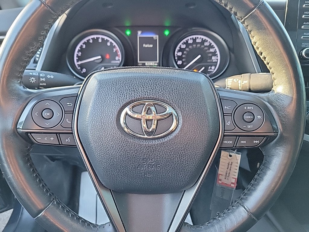 Used 2021 Toyota Camry SE w/ Cold Weather Package FWD image 11