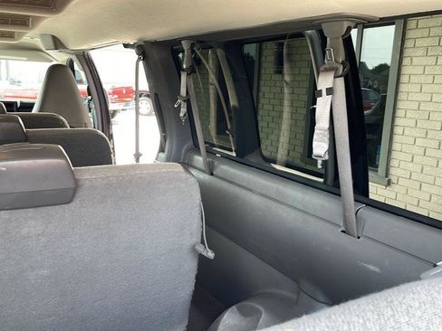 Used 2021 Chevrolet Express 3500 LT w/ LT Preferred Equipment Group RWD image 44