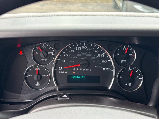 Used 2025 GMC Savana 2500 w/ Driver Convenience Package RWD image 24