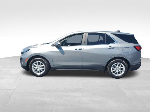 Used 2024 Chevrolet Equinox LT w/ Driver Convenience Package FWD image 7