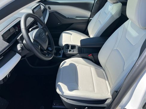 New 2026 Ford Mustang Mach-E Premium image 38