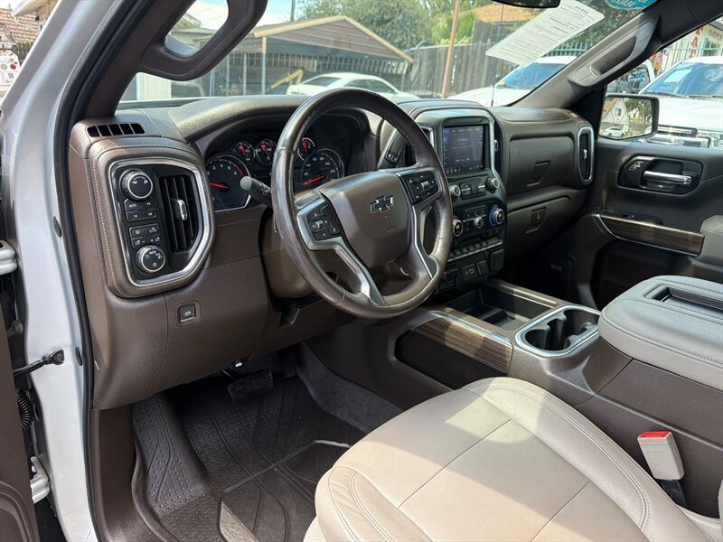 Used 2019 Chevrolet Silverado 1500 RST AWD/4WD image 17